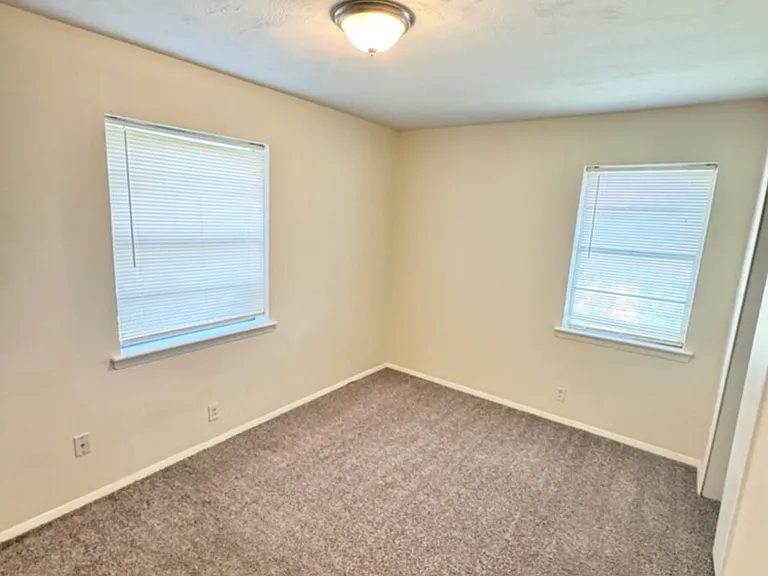 2206 Norma Dr — Photo 7