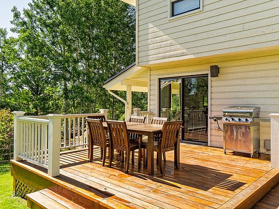 Patio Dining and Grill