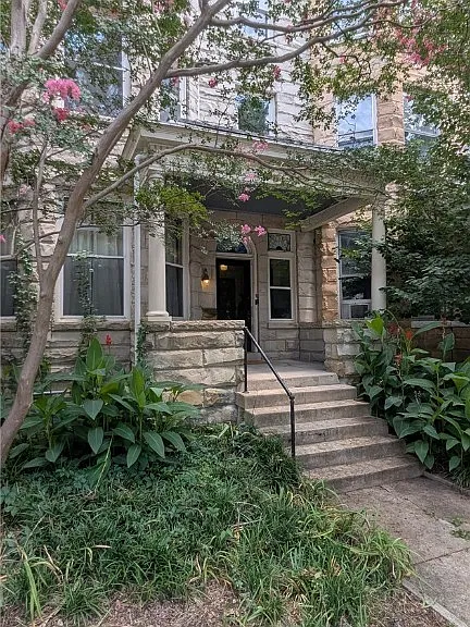 1620 Grove Ave #1 — Photo 2