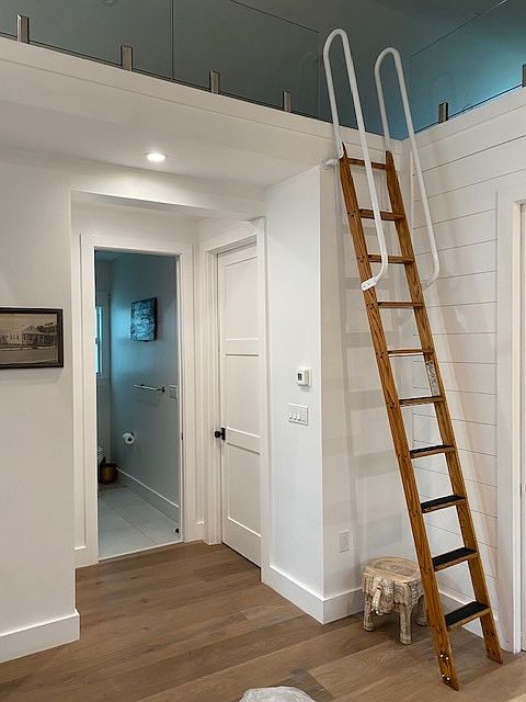 1st image of 1102 Pearl St