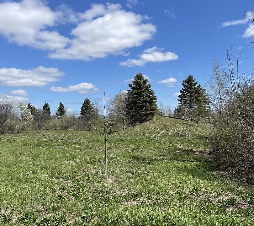 1st image of 39945 Jonathan Knolls Ln