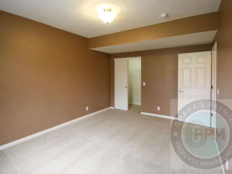 809 Lake Tahoe Dr — Photo 38