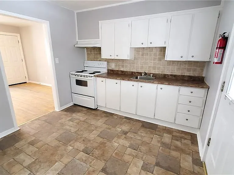 1269 A Clonsilla Ave #B — Photo 5