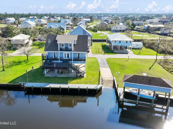 11325 Texas St, Bay Saint Louis, MS 39520