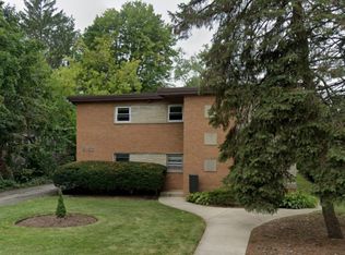 5152 Fairview Ave #5, Downers Grove, IL 60515
