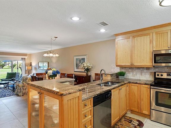 4th image of 6150 Sun Blvd APT 12