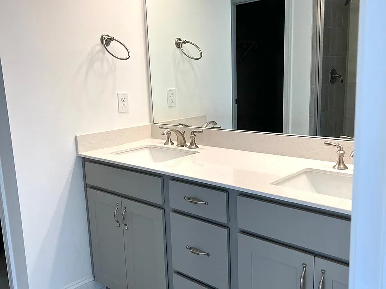 119 N Franklin St #100 — Photo 14