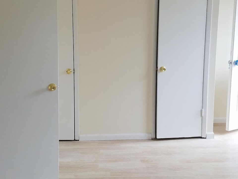 2nd image of 4665 Bedford Ave