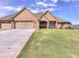 803 Colbert St, Tuttle, OK 73089