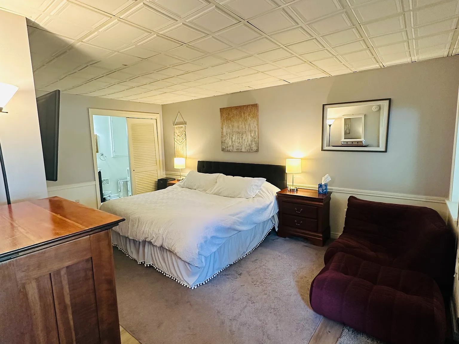 4 bed, 4.5 bath, 2660 sqft, $1,100 — Photo 3