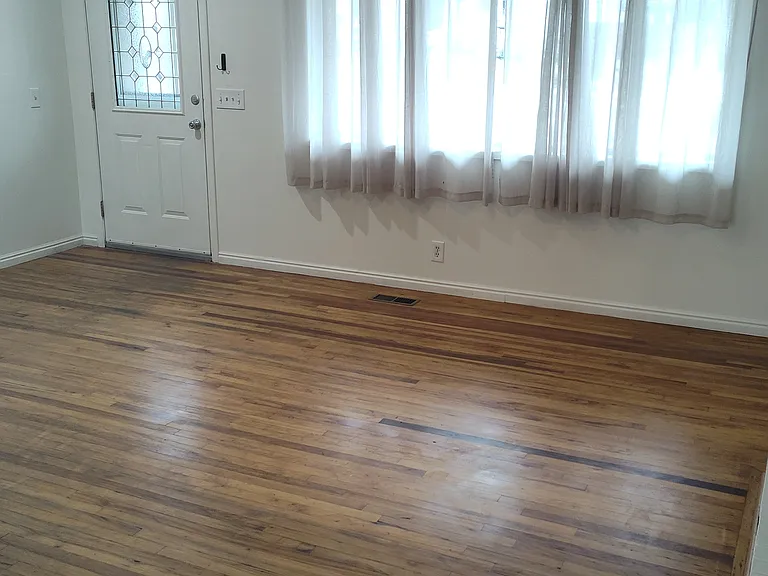 1617 E Lakewood Dr — Photo 3