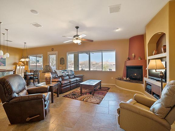 4th image of 529 N Michelangelo Dr