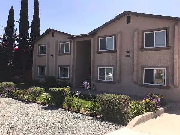 3530 Helix St — Photo 1