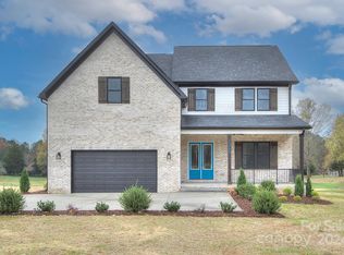 13900 Idlewild Rd, Matthews, NC 28105