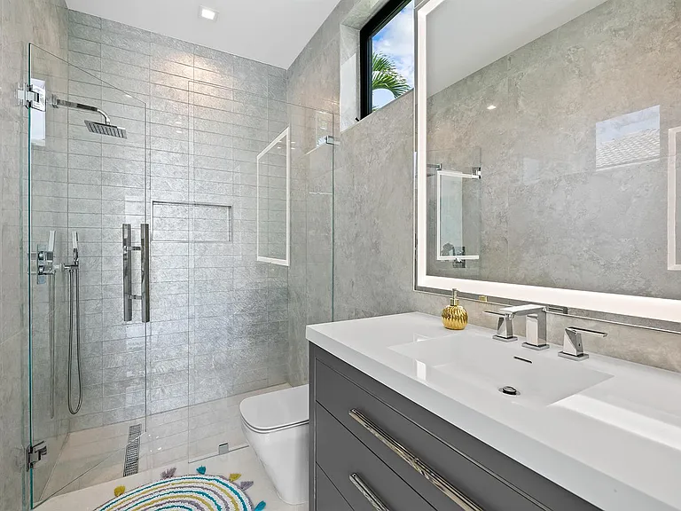 401 Lido Dr — Photo 24