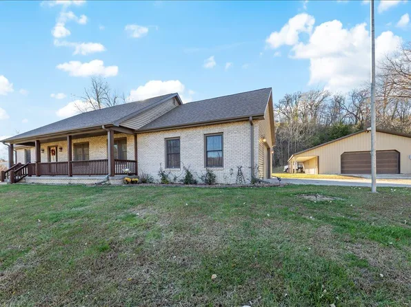 19240 Monument Rd, Council Bluffs, IA 51503