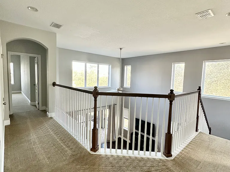 7922 Hampton Lake Dr — Photo 23