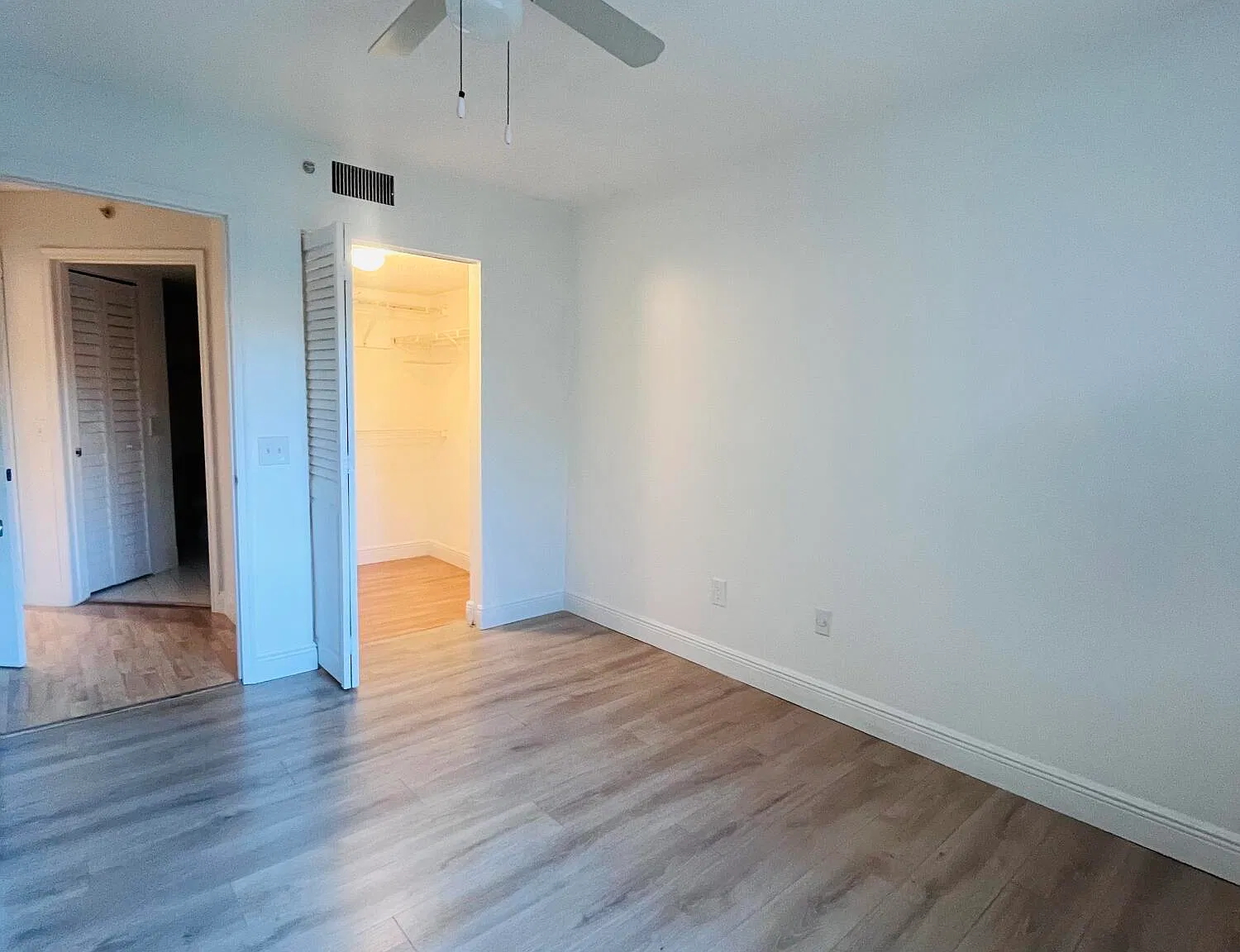 2 bed, 2.0 bath, 820 sqft, $2,175 — Photo 3