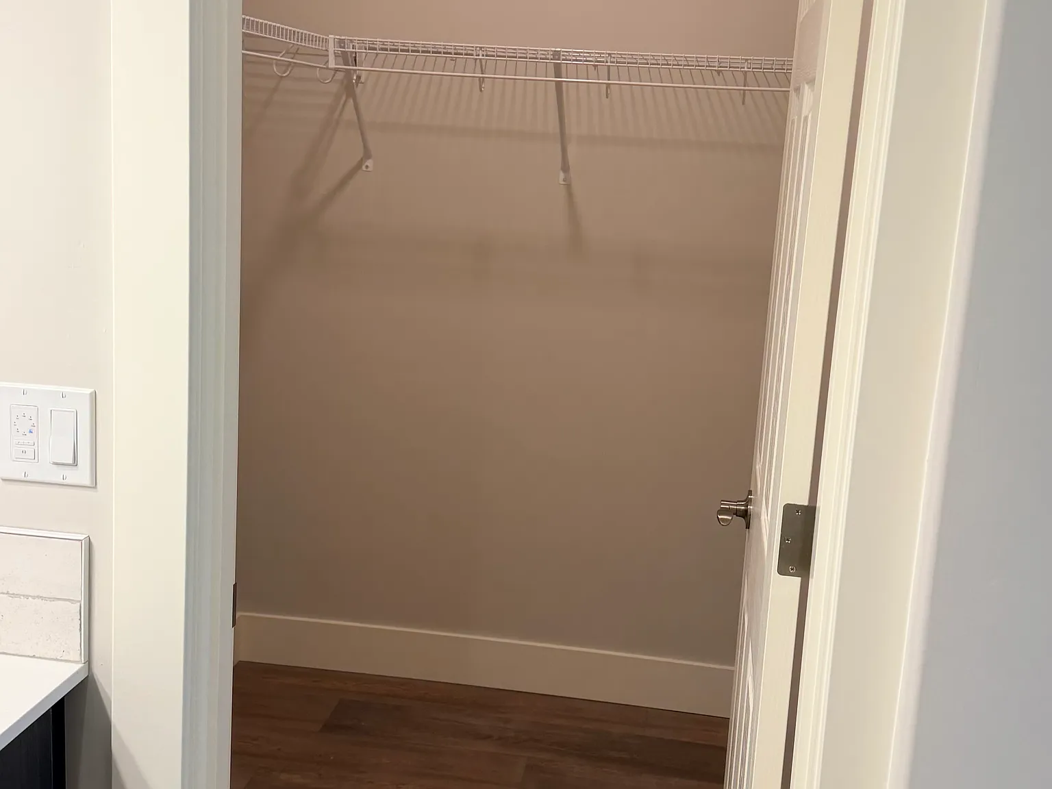 3 bed, 1737 sqft, $2,795 — Photo 2