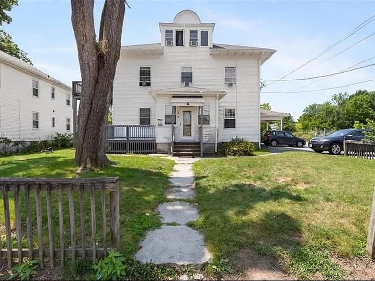 82 Pond St #3 — Photo 18