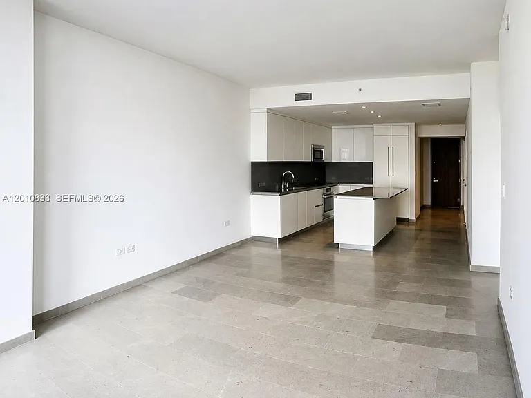 88 SW 7th St #2206 — Photo 15