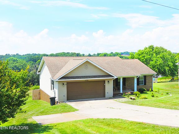 2nd image of 3754 Big Springs Rd