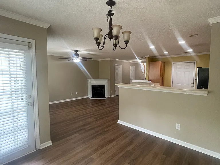 16737 Timber Crossing Rd — Photo 2