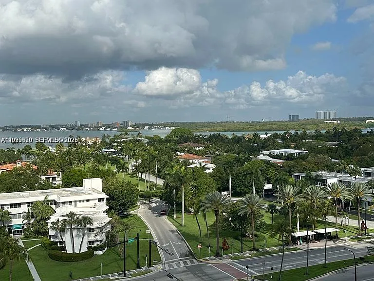 10185 Collins Ave #1103 — Photo 3