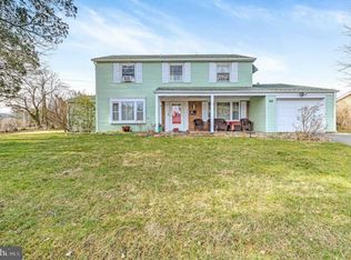 68 Montclair Ln, Willingboro, NJ 08046