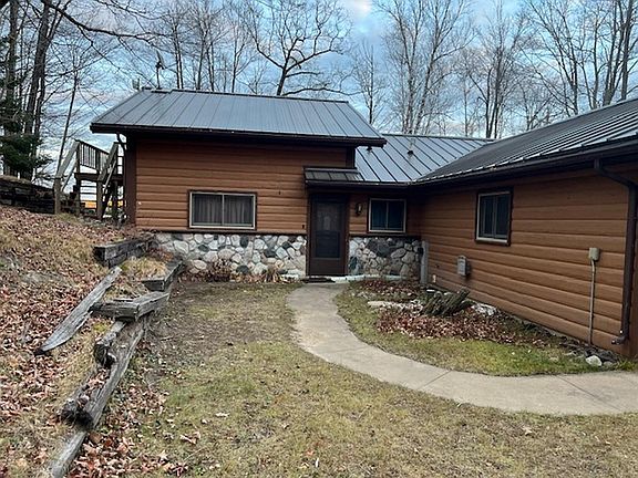 2nd image of 1462 N Lily Lake Ln