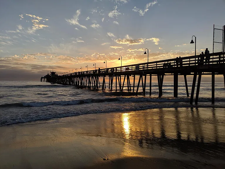 Less than a mile to the beach and beautiful sunsets from the pier.