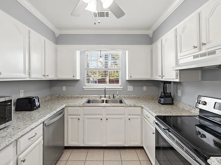 31 Bay Walk Ct — Photo 31