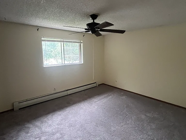 455 Longs Peak Ave #4 — Photo 7