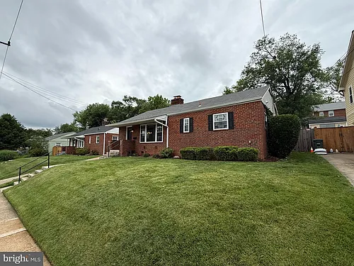 2632 N Sycamore St Photo 1