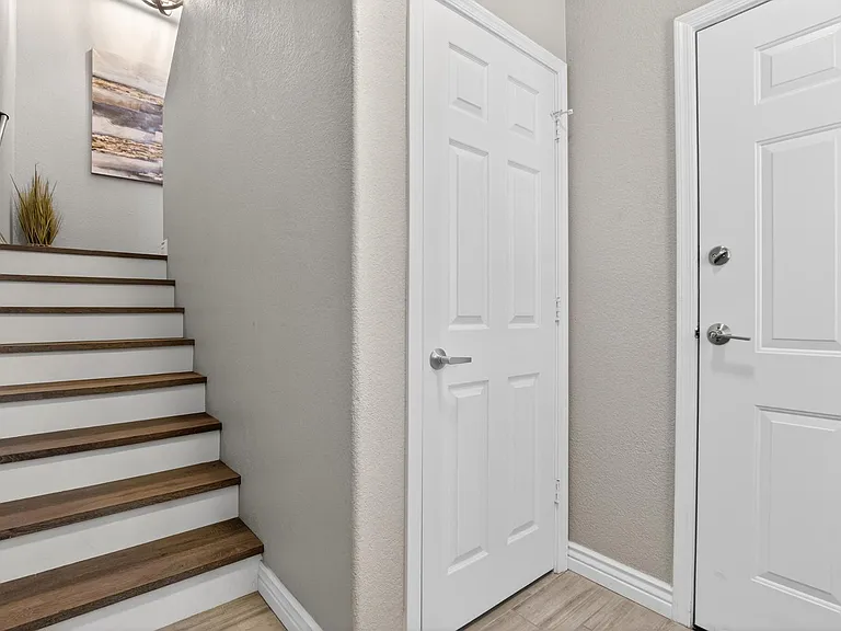 7401 W Arrowhead Clubhouse Dr #2045 — Photo 4
