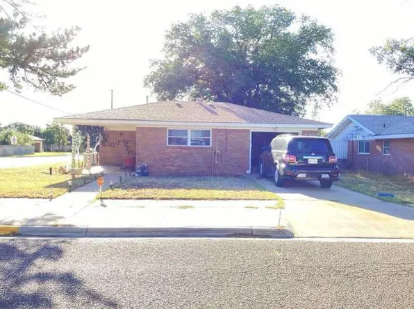 1301 NW 11th St, Andrews, TX 79714