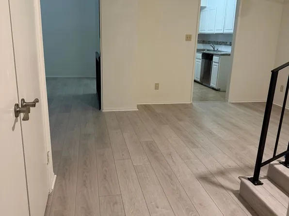 054 - Madre Del Mar Apartments, 2330 E Del Mar Blvd APT 123, Pasadena, CA 91107