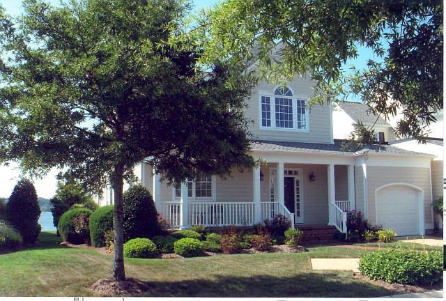 1st image of 88 Westbay Dr