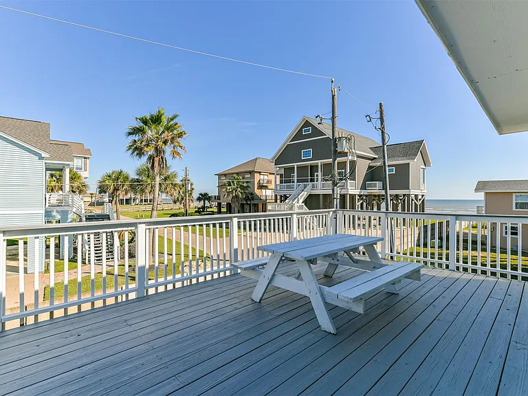 16904 Beachcomber Dr — Photo 34