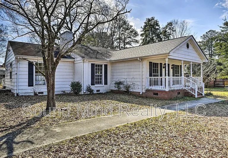 144 Parkwood Cir — Photo 34