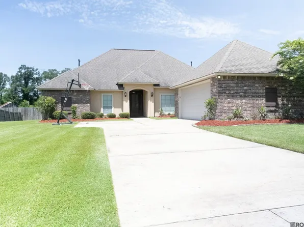 33941 Kingfisher St, Denham Springs, LA 70706
