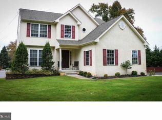 25 Oak Ave, Sewell, NJ 08080