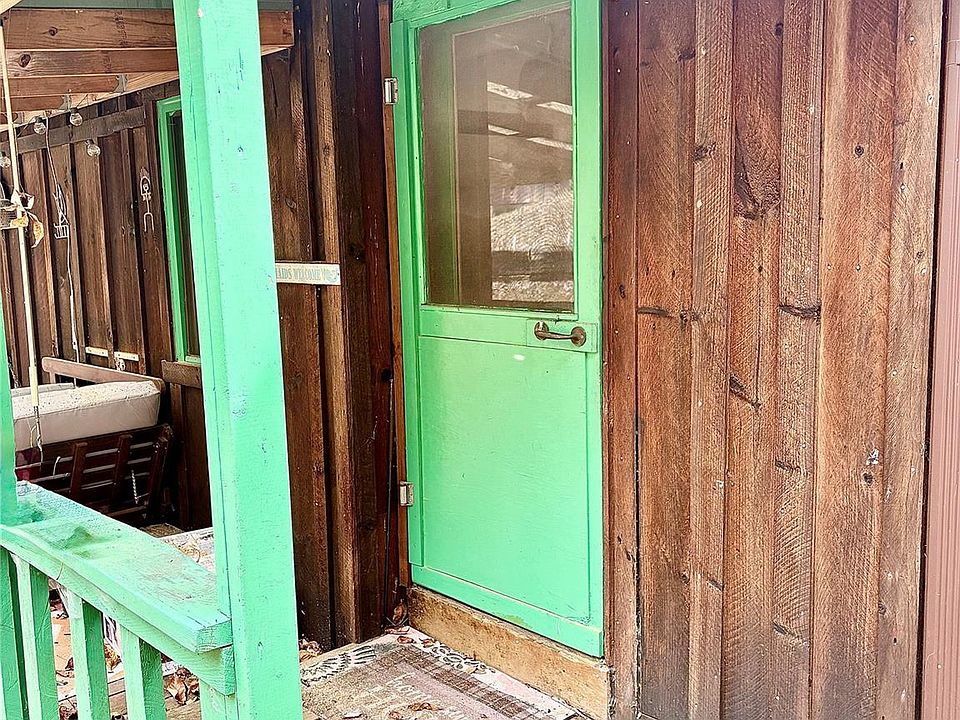 16th image of 875 Carson Creek Rd