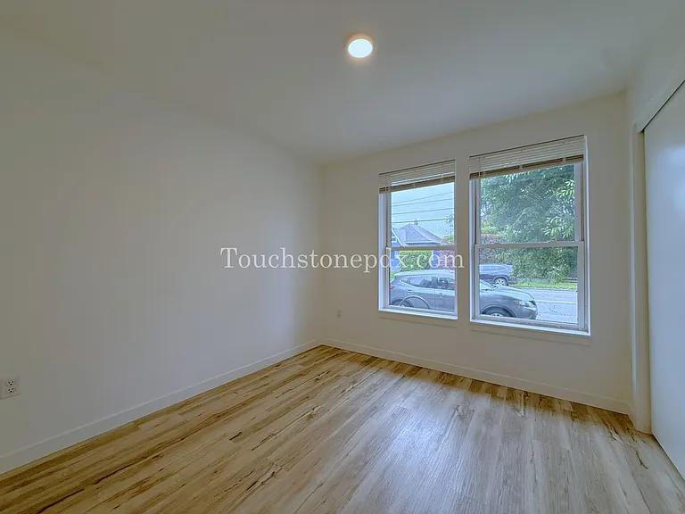 Tabor Terrace — Photo 48