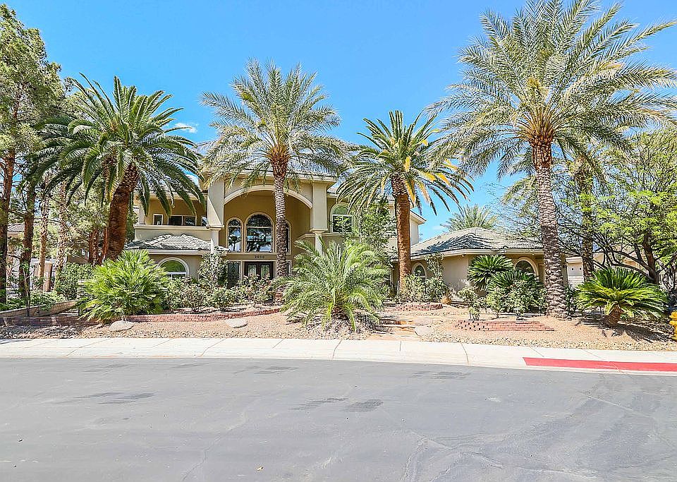 1st image of 2090 Troon Dr