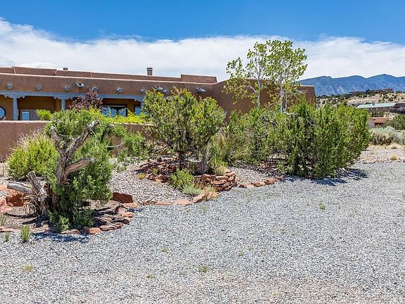 3rd image of 8 Calle Cienega Ct