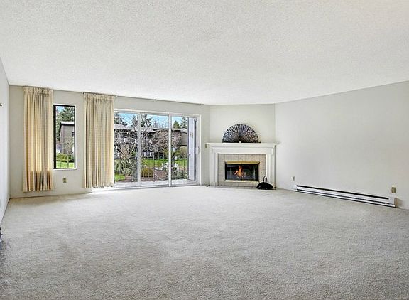 5th image of 13069 15th Ave NE
