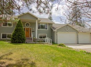 12829 W Suncrest Dr, Nine Mile Falls, WA 99026