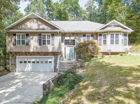 147 Stonecrest Dr, Rocky Face, GA 30740