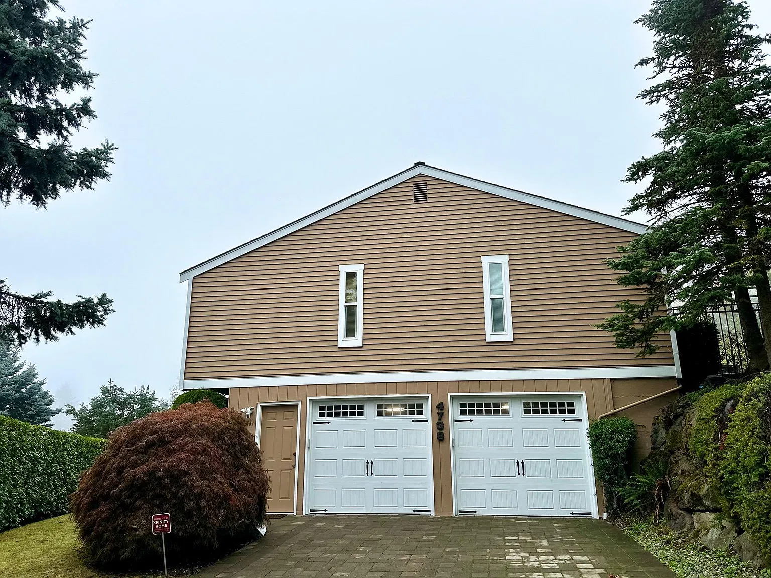 4 bed, 2710 sqft, $4,150 — Photo 4